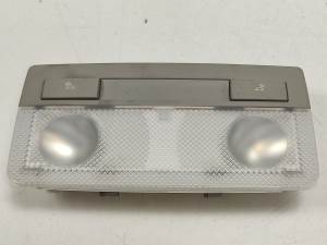 LUZ INTERIOR 22774329 OPEL ZAFIRA TOURER Autodesguaces Alicante