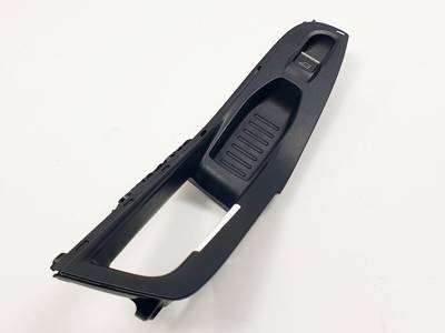 MANDO ELEVALUNAS DELANTERO DERECHO C1BBA240A40A FORD FIESTA (CCN) Autodesguaces Alicante