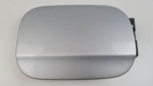 TAPA EXTERIOR COMBUSTIBLE A1695840317 MERCEDES CLASE A (W169) Autodesguaces Alicante