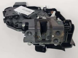 CERRADURA PUERTA DELANTERA DERECHA 3M5AR21812MT FORD FOCUS LIM. (CB4) Autodesguaces Alicante