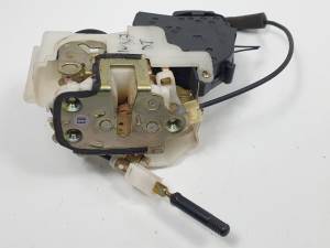 CERRADURA PUERTA DELANTERA IZQUIERDA K33L HONDA ACCORD TOURER (CN/CM) Autodesguaces Alicante