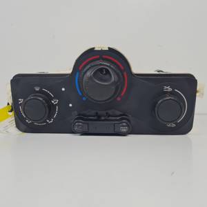 MANDO CALEFACCION / AIRE ACONDICIONADO 69590001 RENAULT CLIO III Autodesguaces Alicante