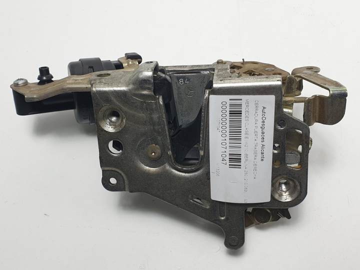 CERRADURA PUERTA TRASERA DERECHA 2027300635 MERCEDES CLASE E (W210) BERLINA Autodesguaces Alicante