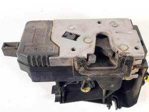 CERRADURA PUERTA DELANTERA DERECHA 13157762 OPEL VECTRA C BERLINA Autodesguaces Alicante
