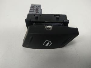 MANDO ELEVALUNAS TRASERO DERECHO 1Z0959856 SKODA YETI Autodesguaces Alicante