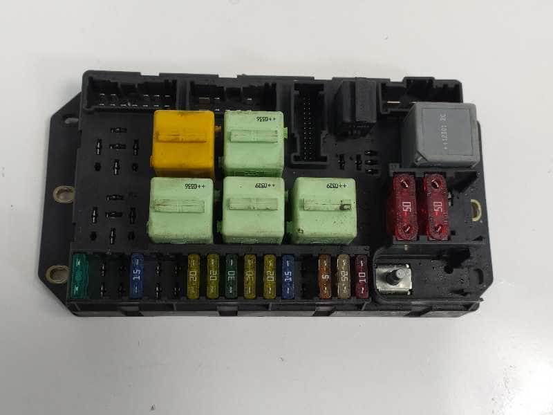 CAJA RELES / FUSIBLES - 518776117 - LAND ROVER - RANGE ROVER (L322)