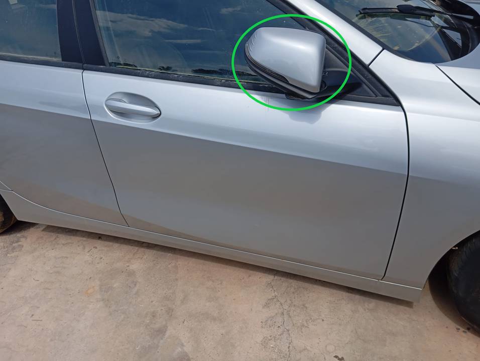 CARCASA RETROVISOR DERECHO