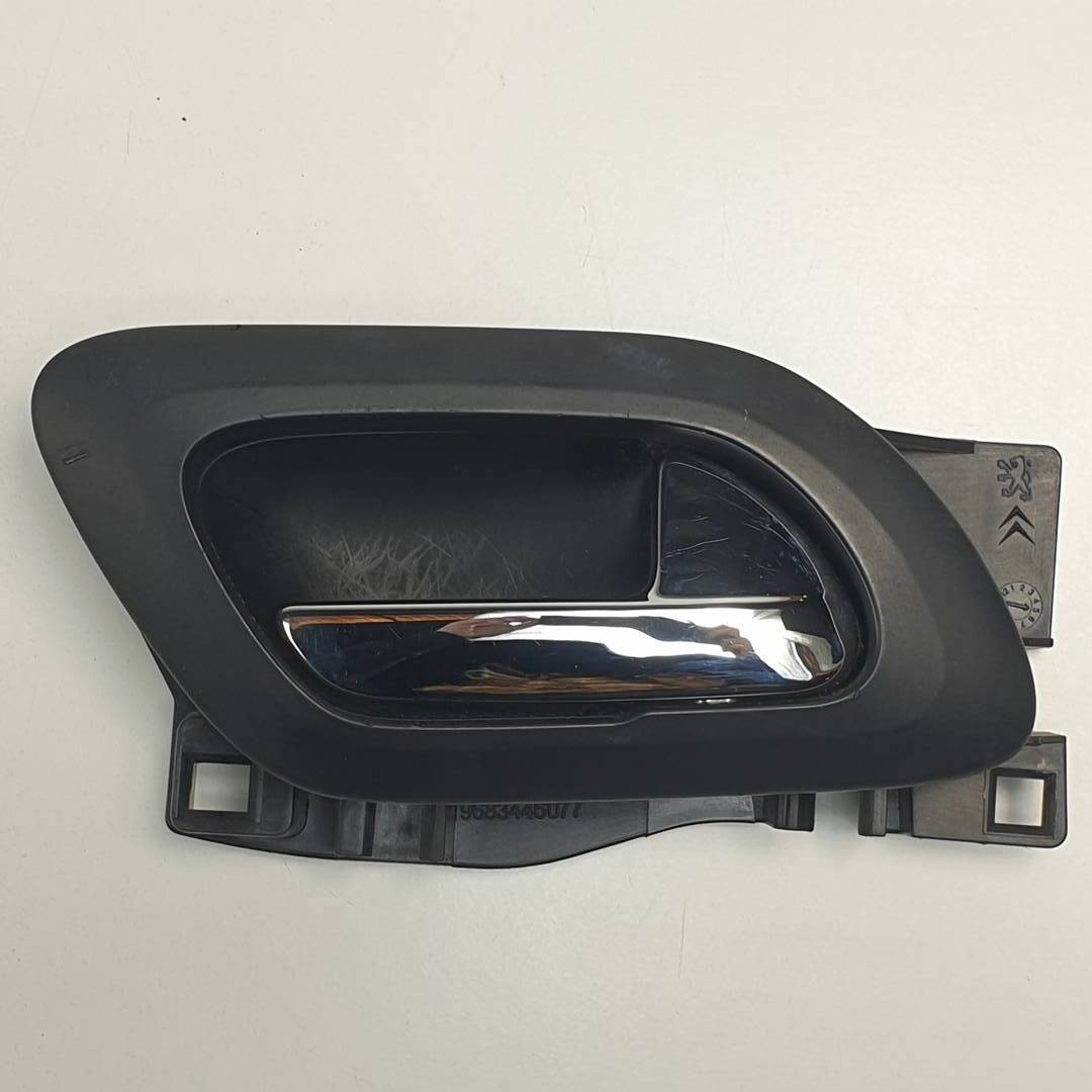 MANETA INTERIOR DELANTERA DERECHA - 9683446577 - PEUGEOT - 5008 (T87)