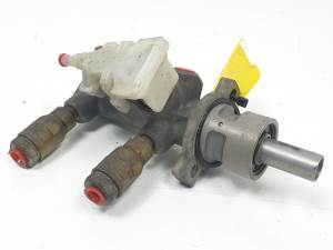 BOMBA FRENO 310048 FORD FOCUS BERLINA (CAK) Autodesguaces Alicante