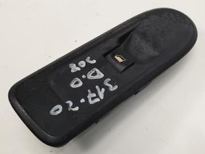 MANDO ELEVALUNAS DELANTERO DERECHO 11688 PEUGEOT 308 (T7) Autodesguaces Alicante
