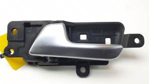 MANETA INTERIOR DELANTERA IZQUIERDA 82613F1000 KIA SPORTAGE (QL) Autodesguaces Alicante