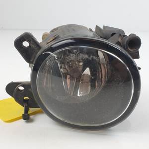 FARO ANTINIEBLA DERECHO A2518200856 MERCEDES CLASE B (W245) Autodesguaces Alicante