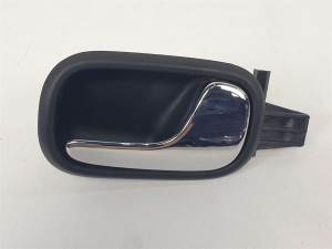 MANETA INTERIOR TRASERA DERECHA 8D0839020 AUDI A4 BERLINA (B5) (8D2) Autodesguaces Alicante