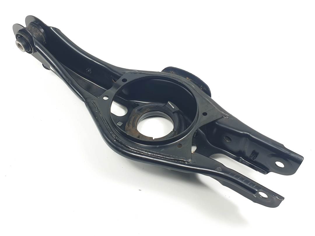 BRAZO SUSPENSION INFERIOR TRASERO DERECHO - 55211N9050 - HYUNDAI - TUCSON