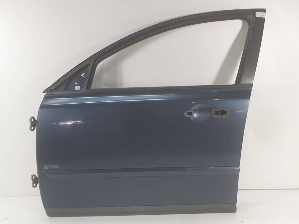 PUERTA DELANTERA IZQUIERDA VOLVO V50 FAMILIAR Autodesguaces Alicante