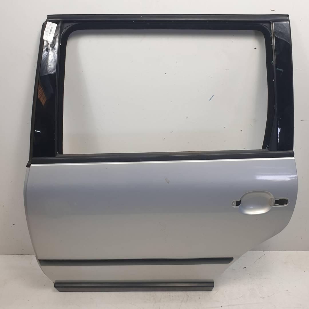 Rear left door - VOLKSWAGEN - PASSAT VARIANT (3B5)