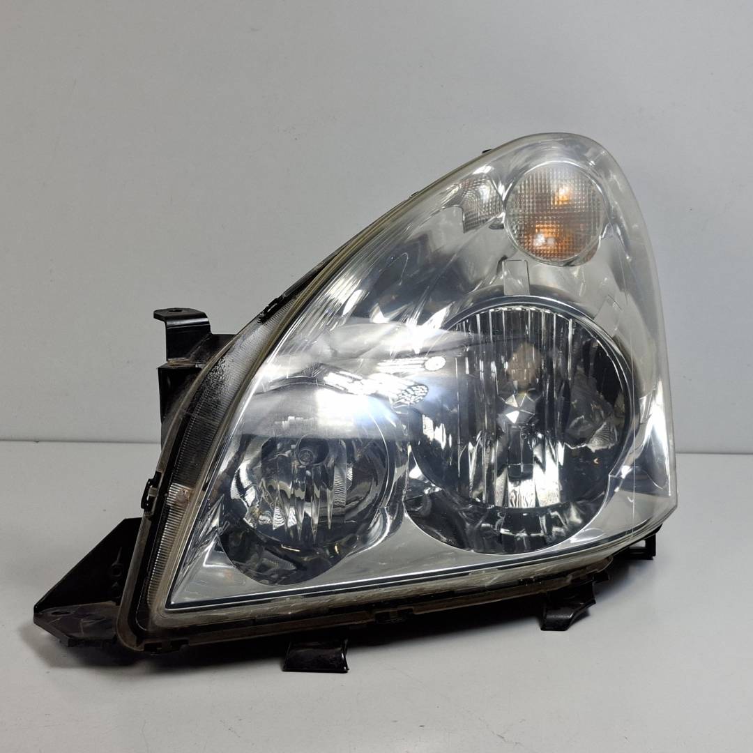 FARO IZQUIERDO - TOYOTA - COROLLA VERSO (R1)