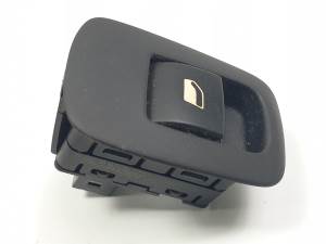 MANDO ELEVALUNAS TRASERO DERECHO 96639378ZD CITROEN C4 GRAND PICASSO Autodesguaces Alicante