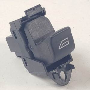 MANDO ELEVALUNAS TRASERO IZQUIERDO 30710893 VOLVO S80 BERLINA (P3) Autodesguaces Alicante