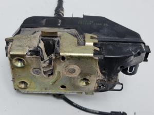 CERRADURA PUERTA DELANTERA DERECHA 027779 KIA SHUMA Autodesguaces Alicante