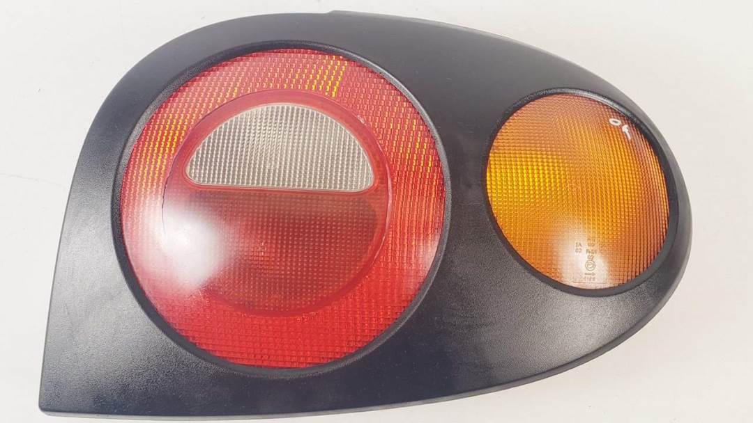 PILOTO TRASERO DERECHO - 7700830098 - RENAULT - MEGANE I COACH/COUPE (DA0)