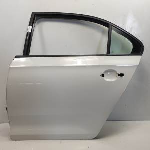 PUERTA TRASERA IZQUIERDA SEAT TOLEDO (KG3) Autodesguaces Alicante