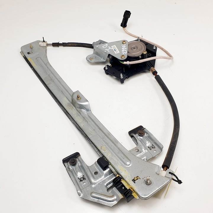 ELEVALUNAS DELANTERO IZQUIERDO - 04724557AE - CHRYSLER - PT CRUISER (PT)
