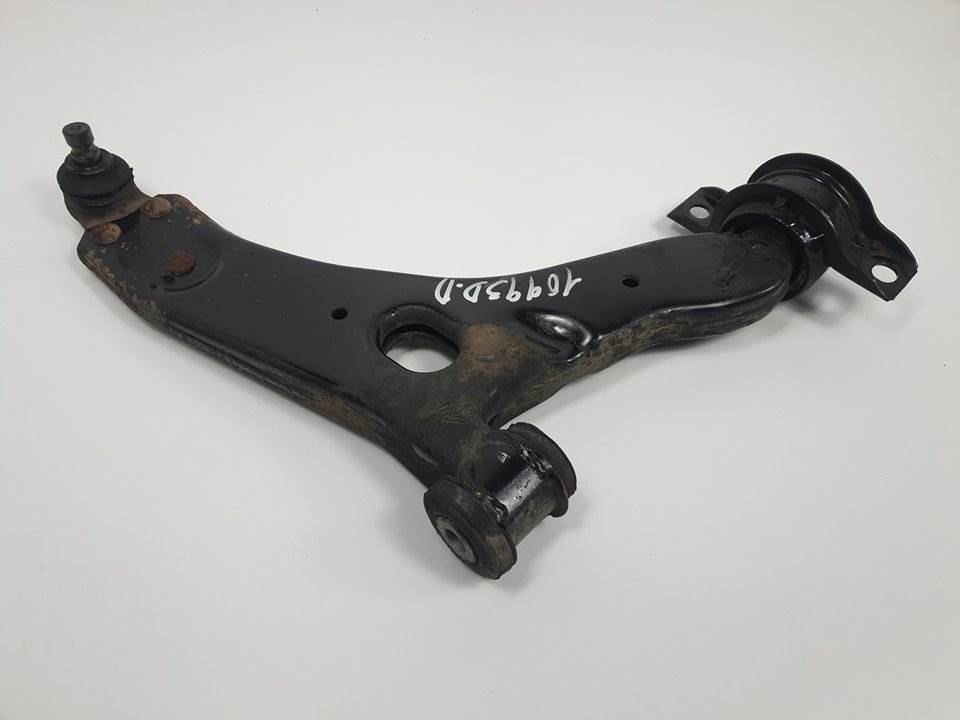 BRAZO SUSPENSION INFERIOR DELANTERO DERECHO - 2M5130423051BD - FORD - FOCUS BERLINA (CAK)
