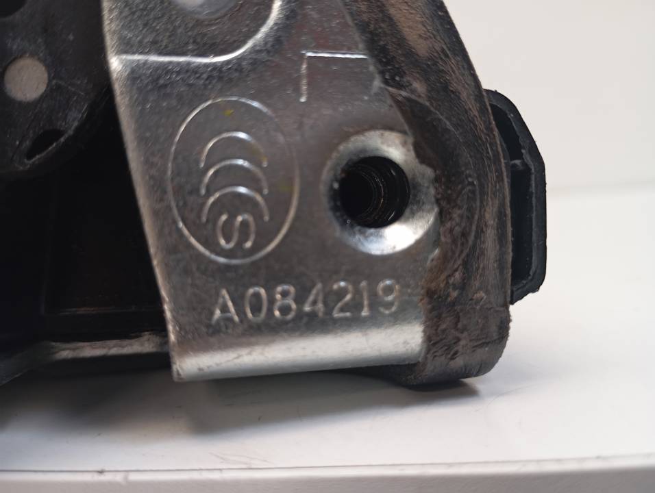 CERRADURA PUERTA TRASERA IZQUIERDA