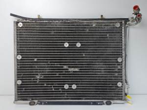 CONDENSADOR / RADIADOR AIRE ACONDICIONADO MERCEDES CLASE C (W202) BERLINA Autodesguaces Alicante