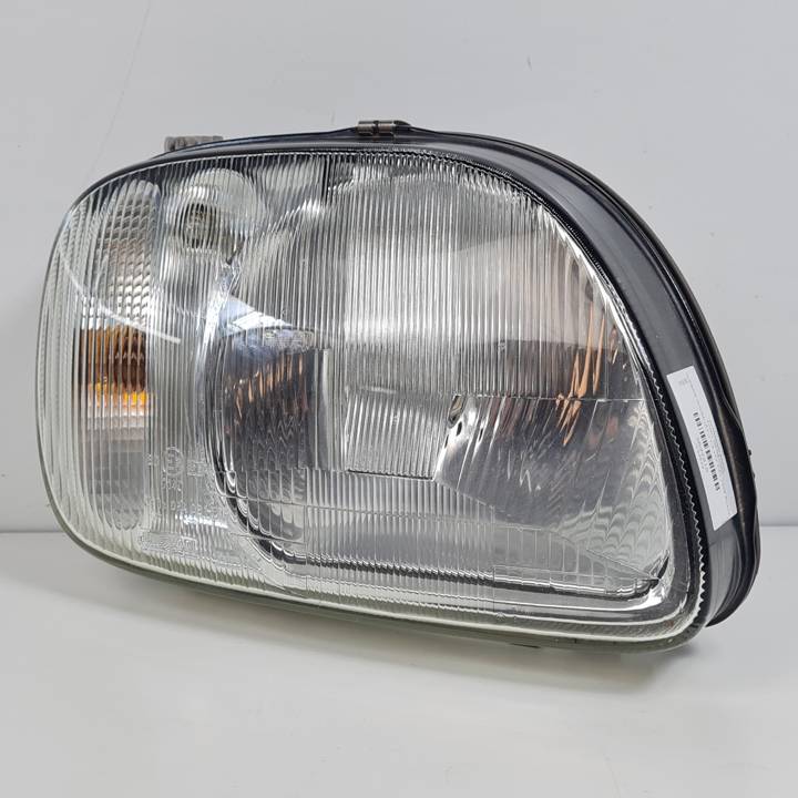 FARO DERECHO NISSAN MICRA (K11) Autodesguaces Alicante