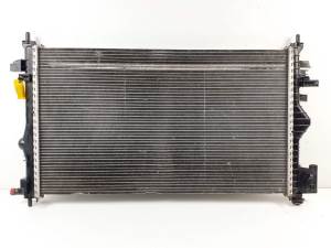 RADIADOR AGUA 13241725 OPEL INSIGNIA BERLINA Autodesguaces Alicante
