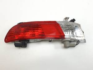 FARO ANTINIEBLA TRASERO IZQUIERDO 63216911899 BMW SERIE 6 CABRIO (E64) Autodesguaces Alicante