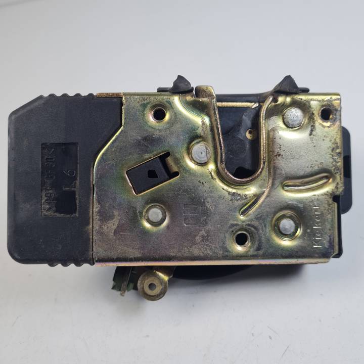CERRADURA PUERTA DELANTERA IZQUIERDA 90561151 OPEL ASTRA G BERLINA Autodesguaces Alicante