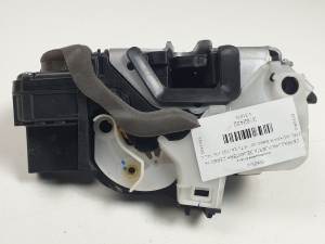 CERRADURA PUERTA DELANTERA DERECHA 13579523 OPEL MOKKA X Autodesguaces Alicante