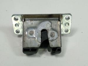 CERRADURA MALETERO / PORTON 90563999 OPEL ZAFIRA A Autodesguaces Alicante