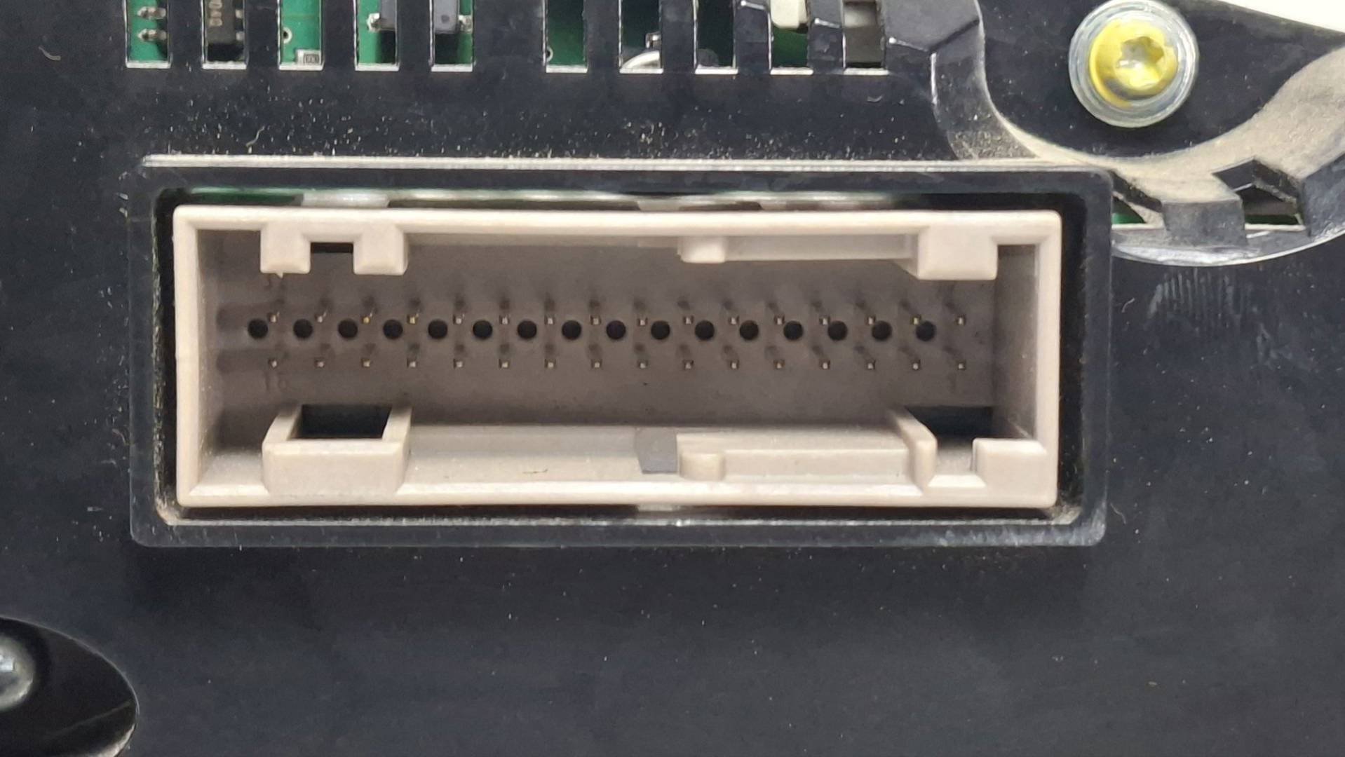 Foto 3 de Cuadro Instrumentos Audi A4 Ber. (b8) (2007–2015)