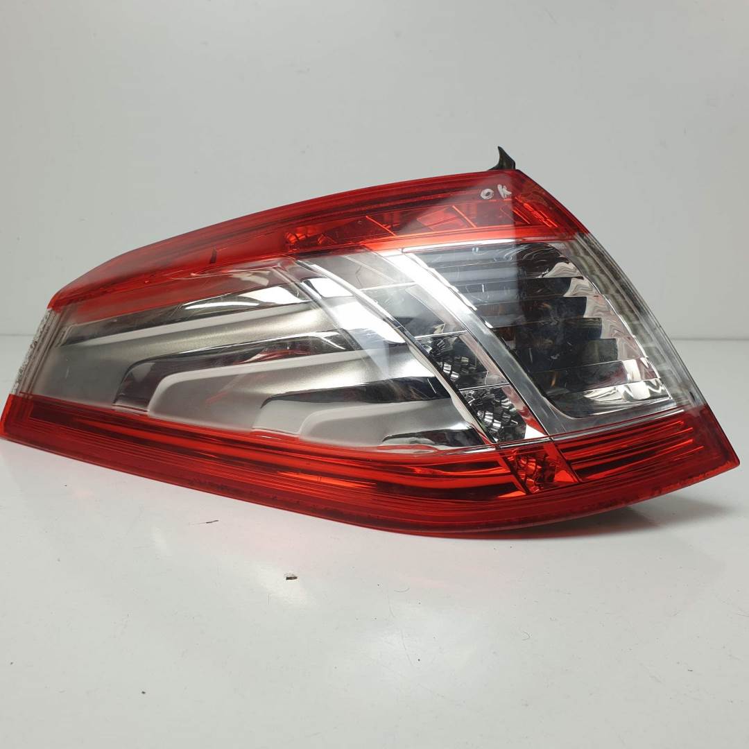 PILOTO TRASERO IZQUIERDO - 9686779580 - PEUGEOT - 508 SW