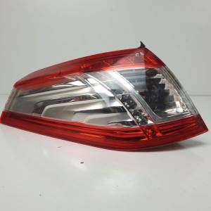 PILOTO TRASERO IZQUIERDO 9686779580 PEUGEOT 508 SW Autodesguaces Alicante