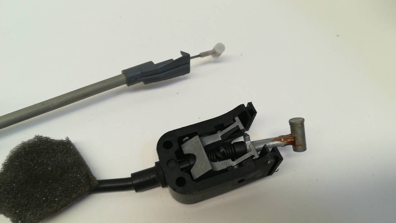 CERRADURA PUERTA DELANTERA IZQUIERDA