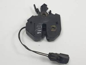 CERRADURA CAPOT 9483765 VOLVO S80 BERLINA (P2) Autodesguaces Alicante