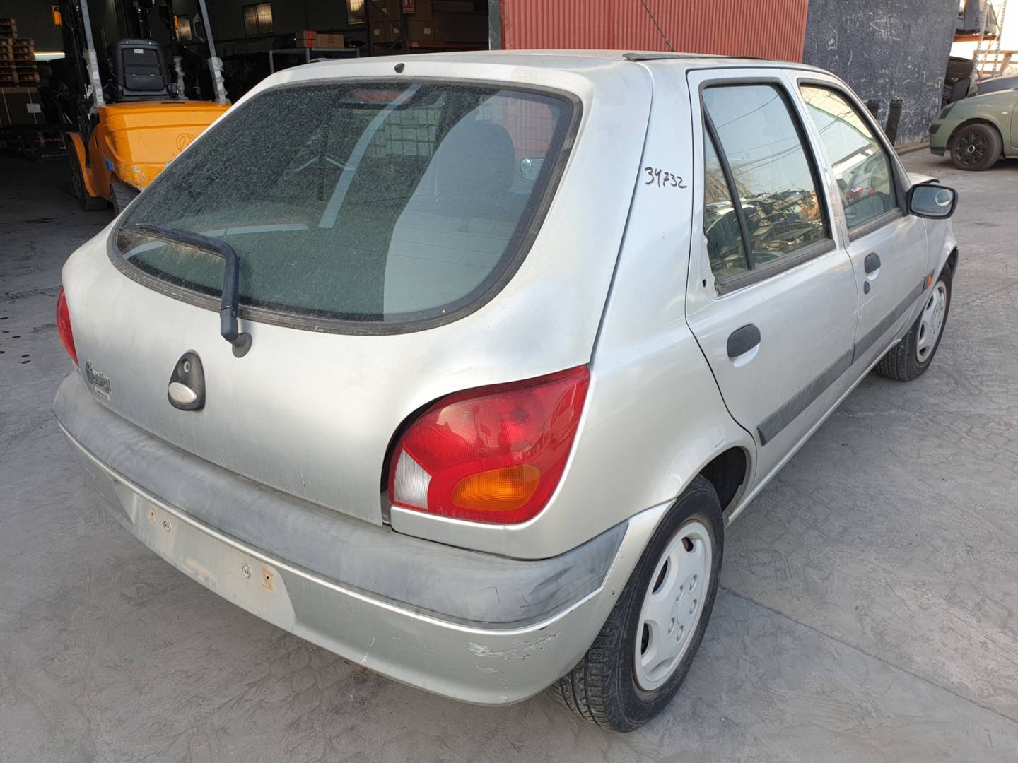 FORD FIESTA BERLINA (DX) (1999 - 2002)