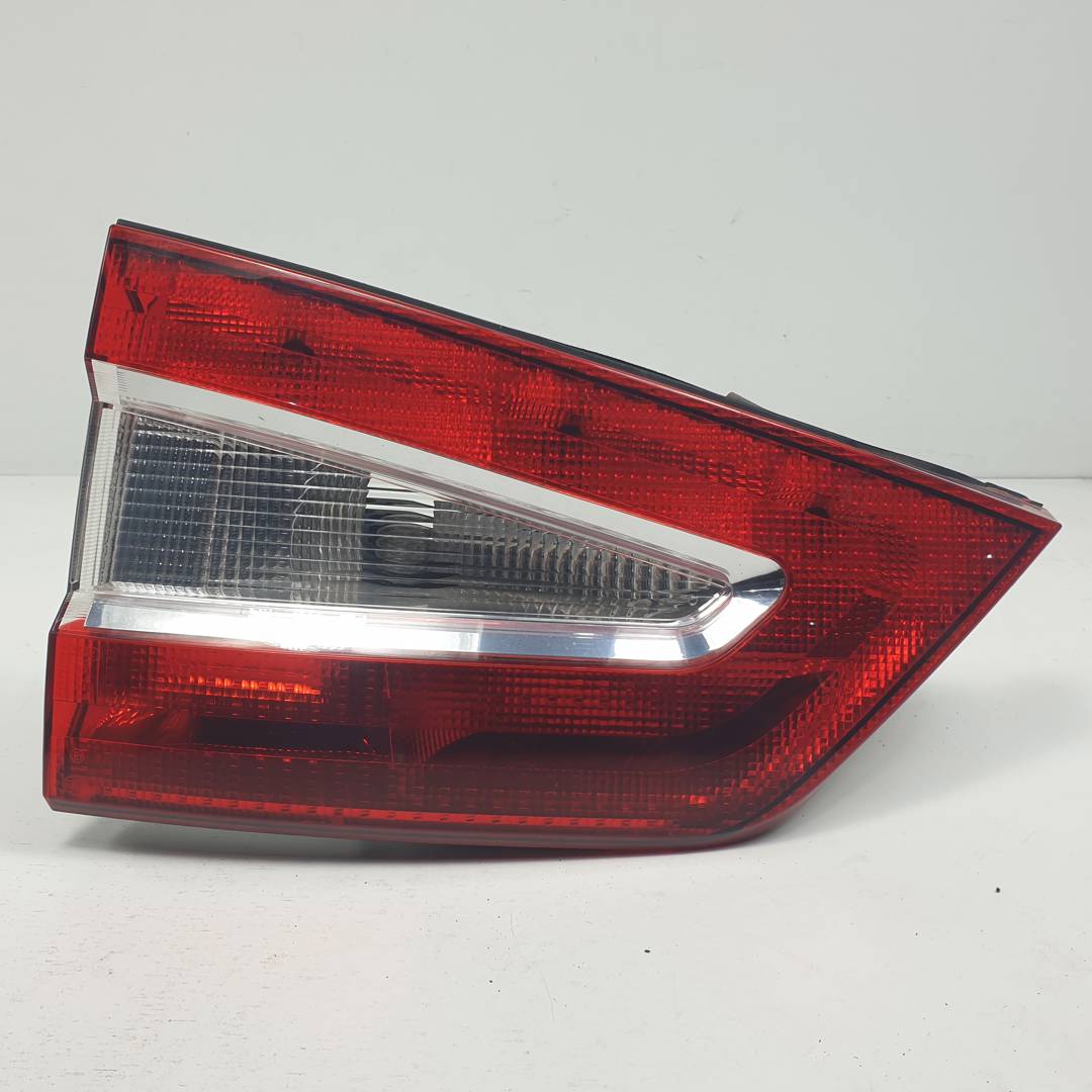 PILOTO TRASERO IZQUIERDO INTERIOR - 6M5113A603EB - FORD - GALAXY (CA1)
