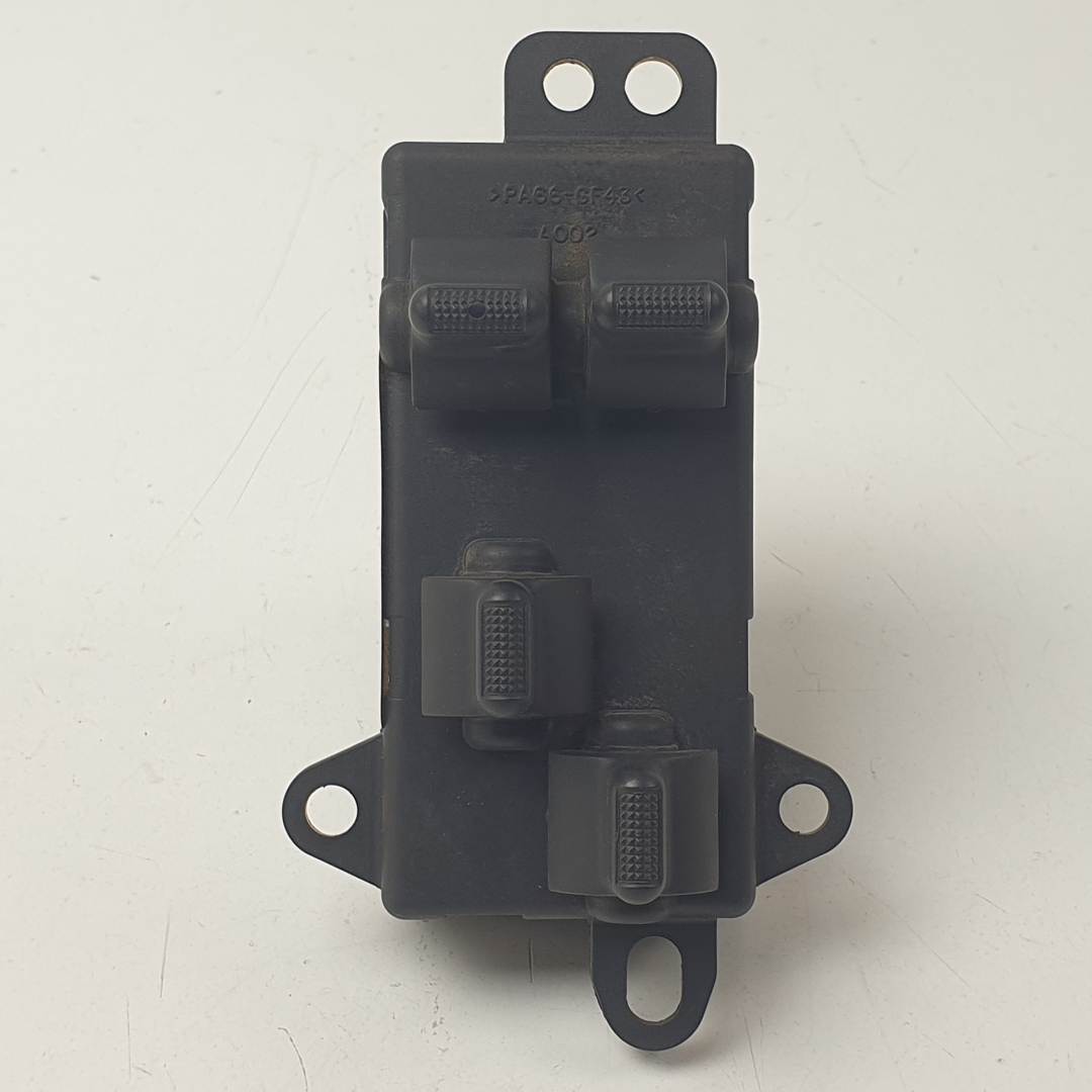 MANDO ELEVALUNAS DELANTERO IZQUIERDO - 04685732AC - CHRYSLER - VOYAGER (RG)
