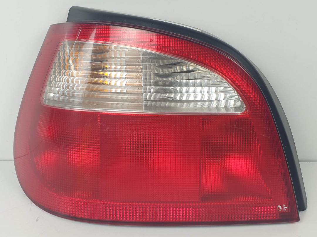 PILOTO TRASERO IZQUIERDO - 7700428320 - RENAULT - MEGANE I FASE 2 BERLINA (BA0)