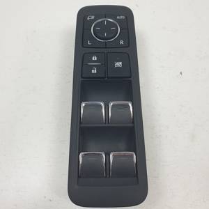 MANDO ELEVALUNAS DELANTERO IZQUIERDO 8404048220 LEXUS RX Series (AL20) Autodesguaces Alicante