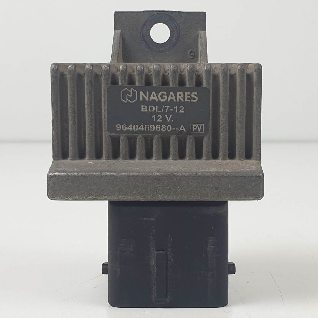 CAJA PRECALENTAMIENTO - 9640469680Z - DACIA - LOGAN MCV