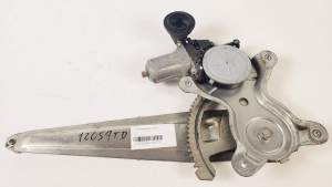 ELEVALUNAS TRASERO DERECHO 8572035140 TOYOTA RAV 4 (A3) Autodesguaces Alicante