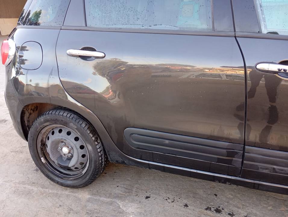CERRADURA PUERTA TRASERA DERECHA
