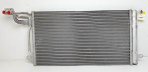 CONDENSADOR / RADIADOR AIRE ACONDICIONADO 6C0816411B SKODA FABIA Autodesguaces Alicante